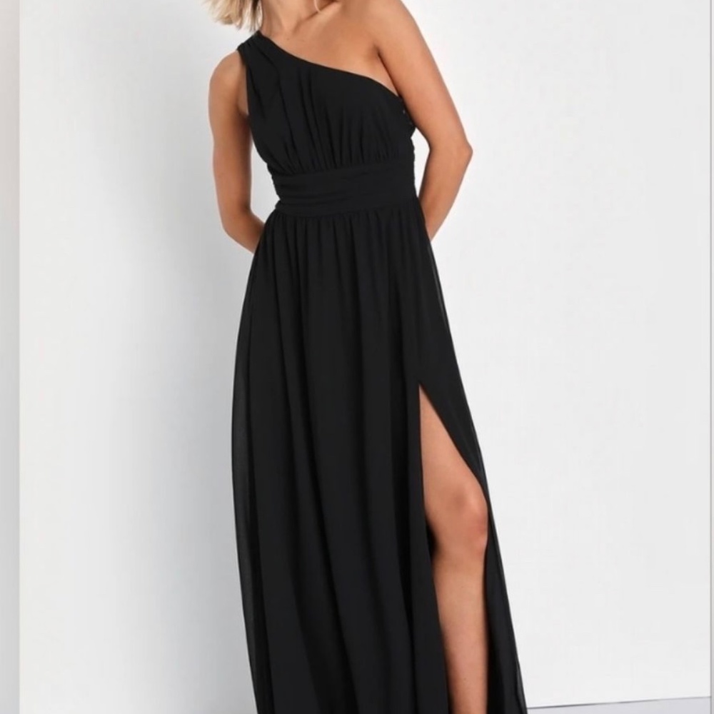 Lulus one shoulder dress